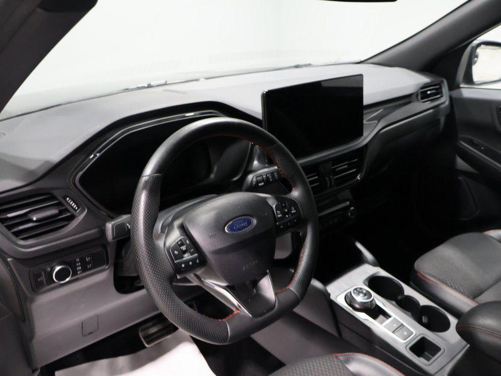 used 2023 Ford Escape car, priced at $21,609