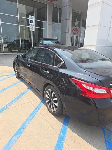 used 2017 Nissan Altima car