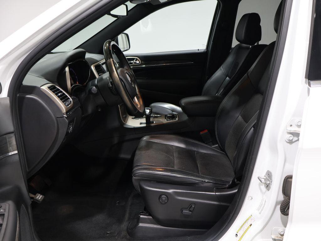 used 2014 Jeep Grand Cherokee car, priced at $10,200
