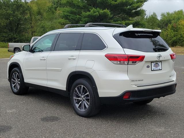 used 2019 Toyota Highlander car, priced at $28,999