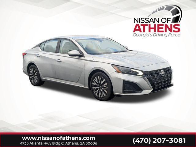 used 2023 Nissan Altima car, priced at $17,985