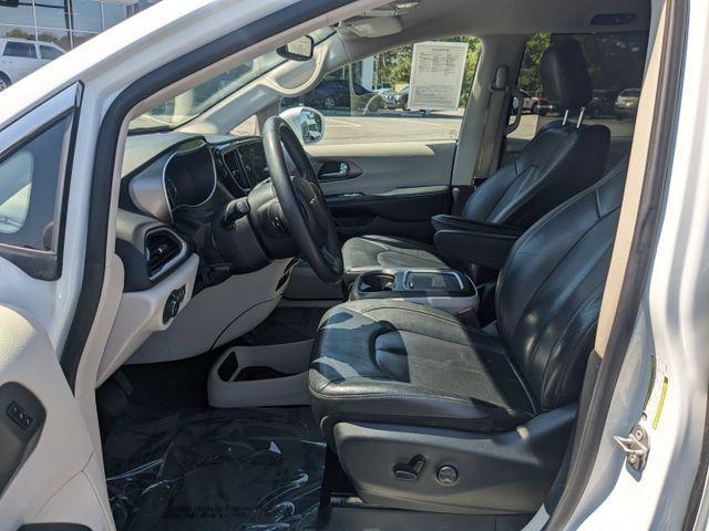 used 2022 Chrysler Pacifica car, priced at $19,996