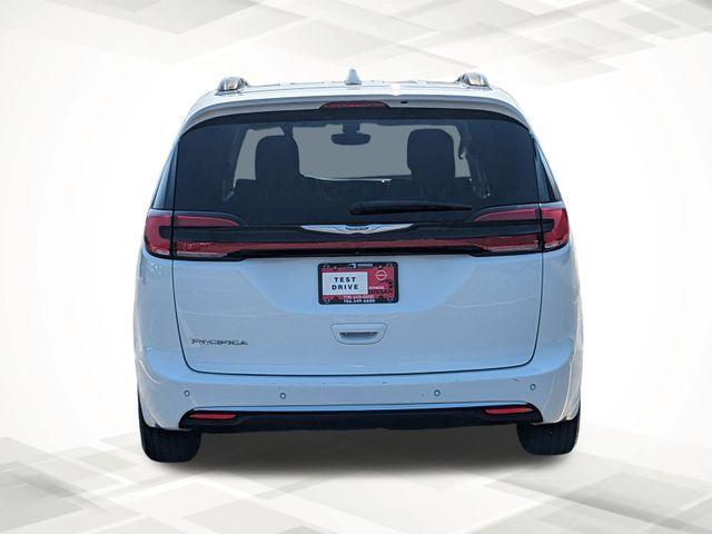 used 2022 Chrysler Pacifica car, priced at $19,996