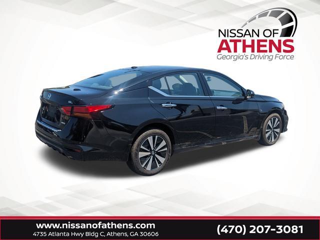 used 2022 Nissan Altima car, priced at $23,400