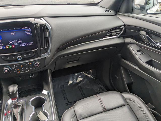 used 2022 Chevrolet Traverse car, priced at $31,554