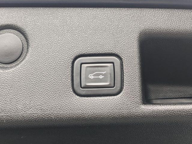 used 2022 Chevrolet Equinox car, priced at $25,949