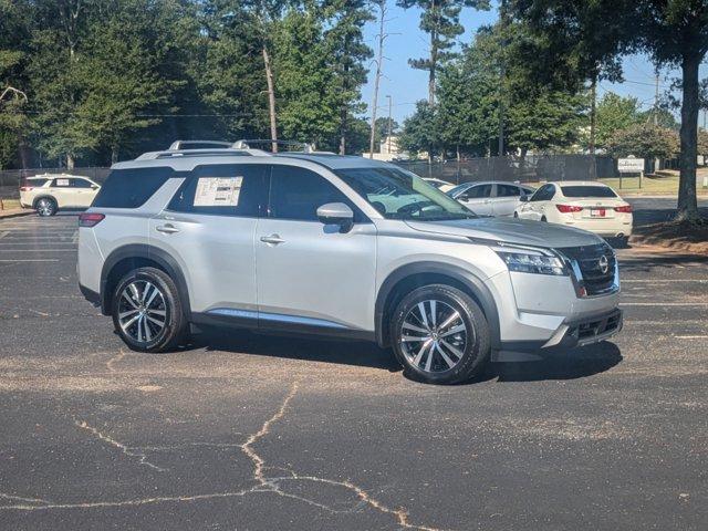 new 2024 Nissan Pathfinder car, priced at $45,543