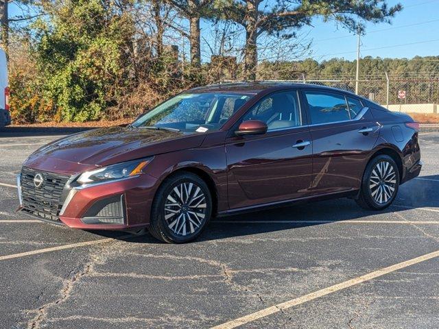 used 2023 Nissan Altima car, priced at $17,985