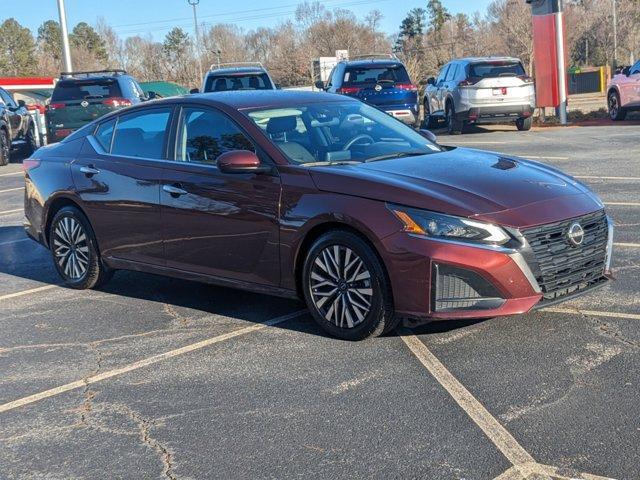 used 2023 Nissan Altima car, priced at $17,985