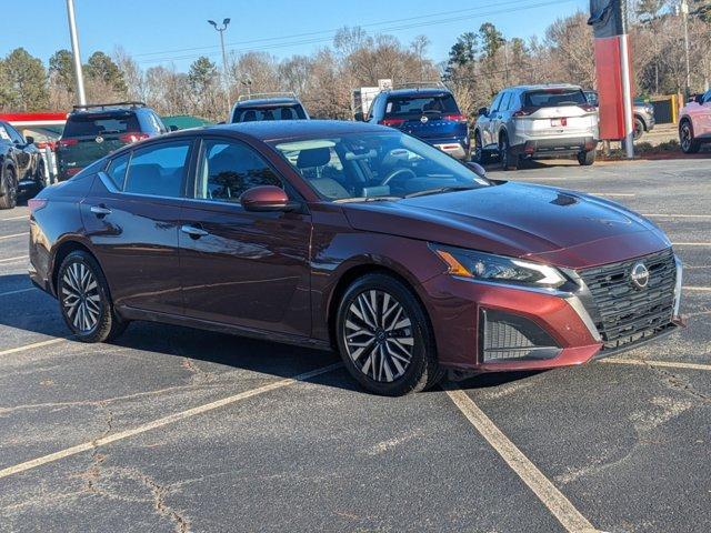 used 2023 Nissan Altima car, priced at $17,985