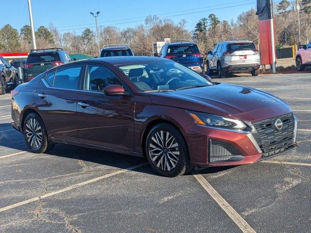 used 2023 Nissan Altima car, priced at $17,985