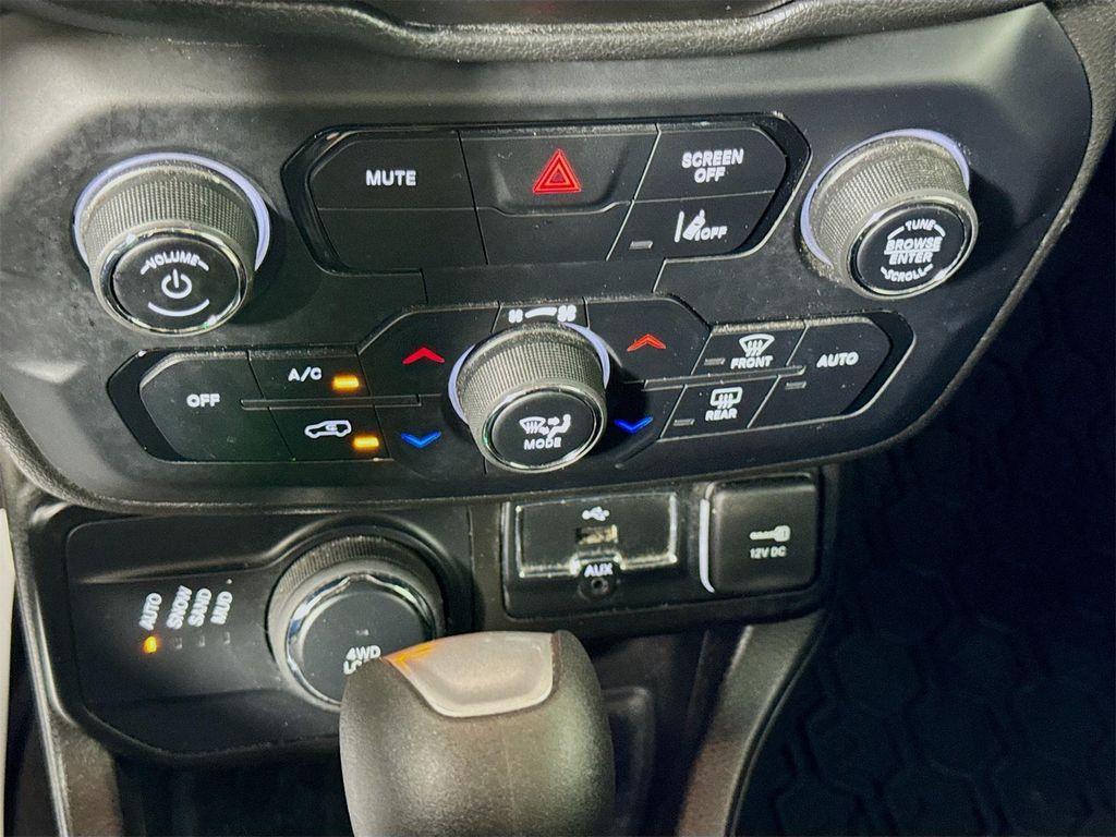used 2021 Jeep Renegade car, priced at $17,222
