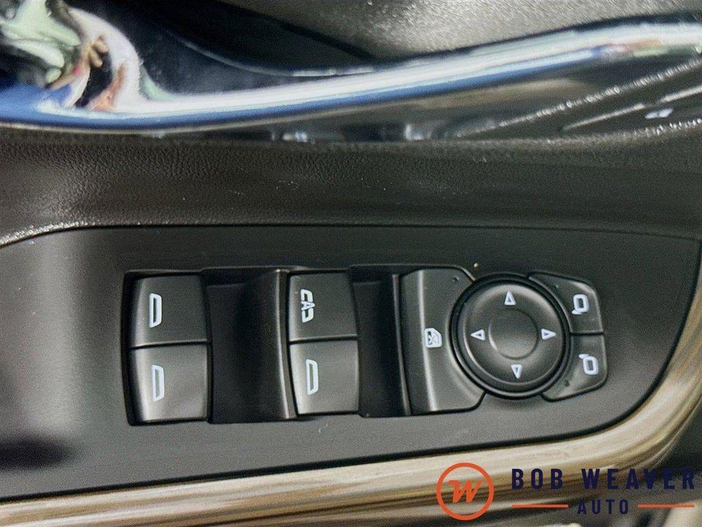 used 2023 GMC Acadia car, priced at $28,977