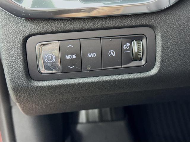 new 2025 GMC Acadia car, priced at $52,465