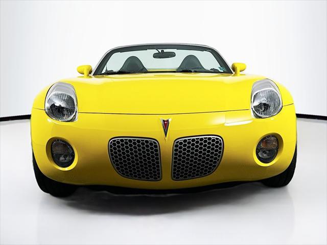 used 2007 Pontiac Solstice car, priced at $22,995