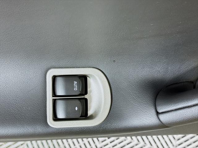 used 2007 Pontiac Solstice car, priced at $22,995