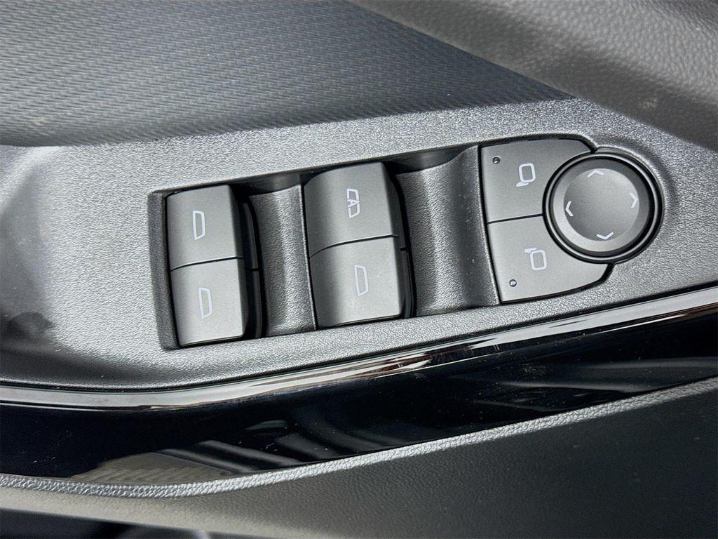 new 2026 Chevrolet Equinox car, priced at $35,355