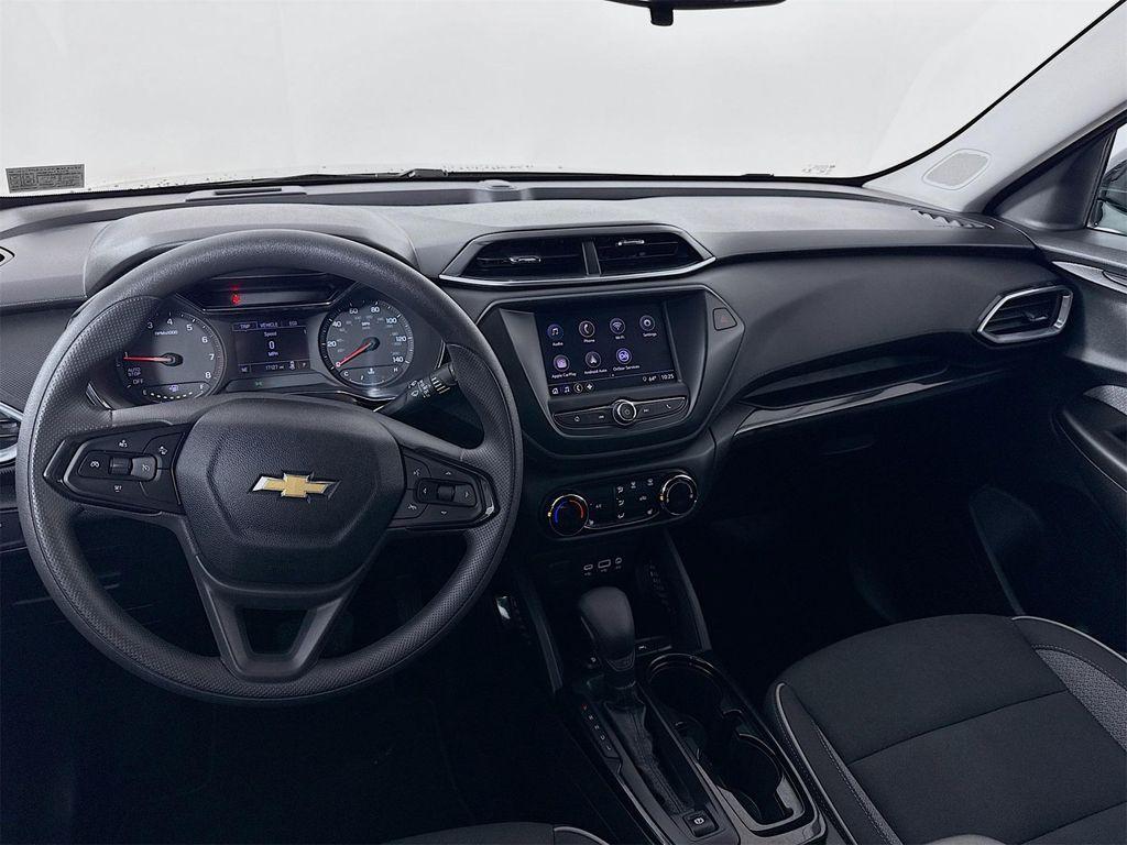 used 2023 Chevrolet TrailBlazer car, priced at $21,992