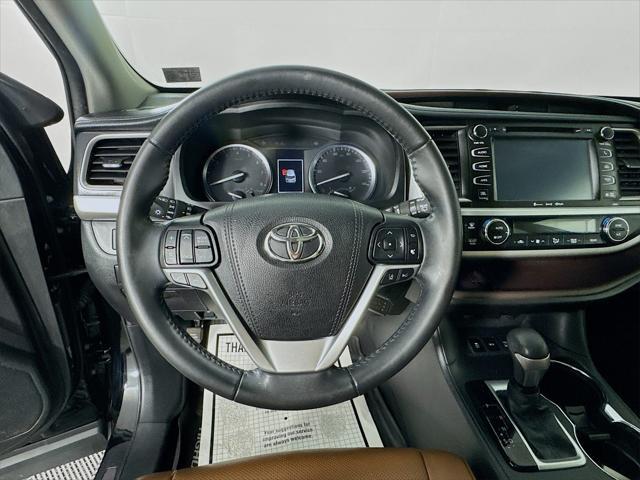 used 2019 Toyota Highlander car, priced at $31,997