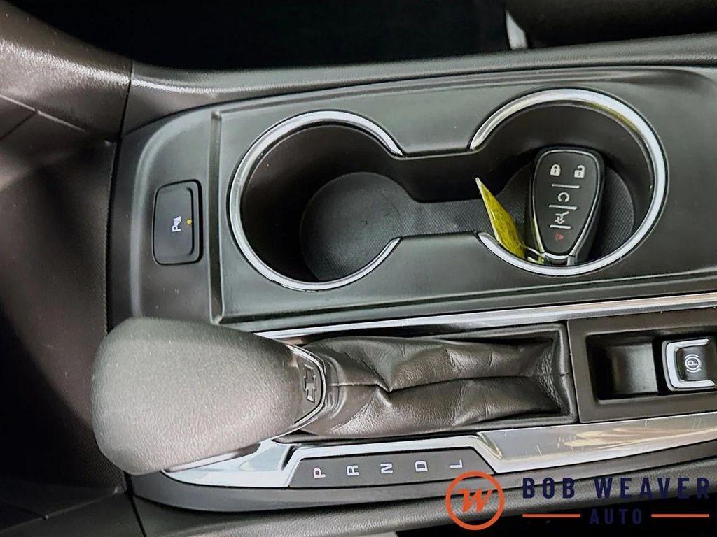 used 2024 Chevrolet Equinox car, priced at $23,296