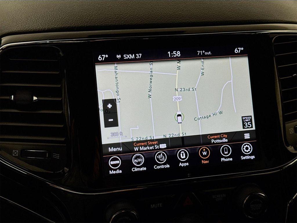 used 2021 Jeep Grand Cherokee car, priced at $29,789