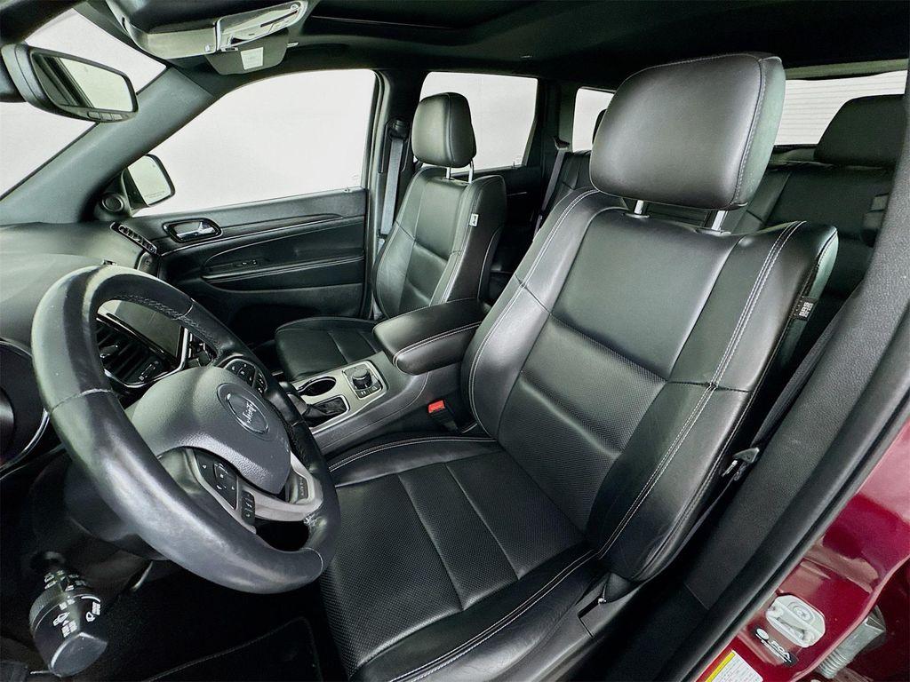 used 2021 Jeep Grand Cherokee car, priced at $29,789