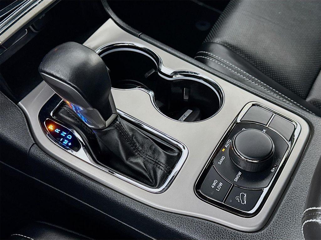 used 2021 Jeep Grand Cherokee car, priced at $29,789