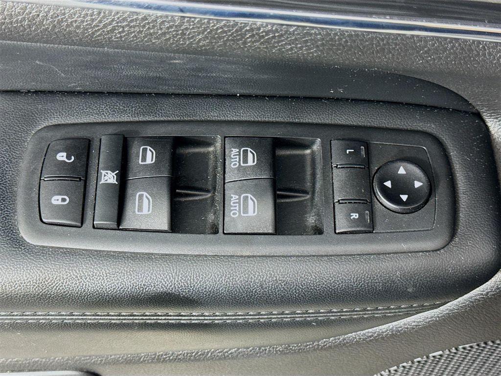 used 2020 Jeep Grand Cherokee car, priced at $24,889