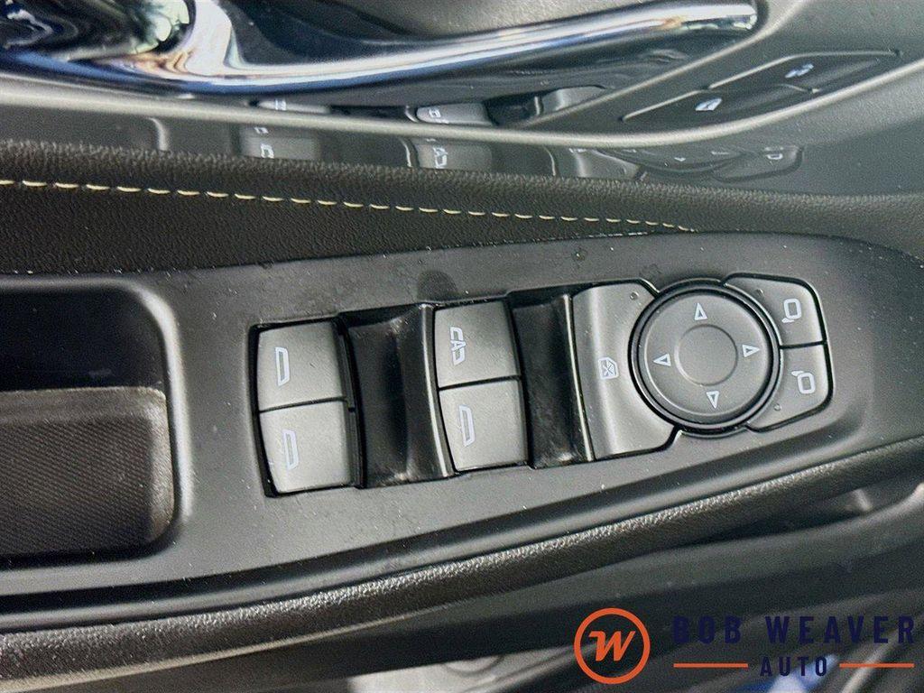 used 2022 Chevrolet Traverse car, priced at $33,332