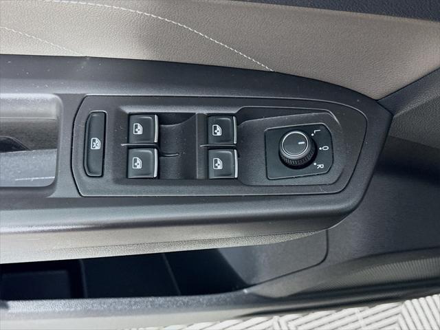 used 2023 Volkswagen Atlas car, priced at $24,984