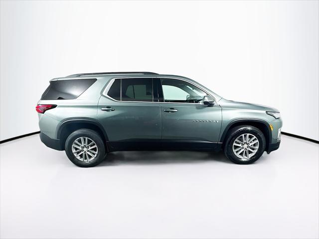 used 2022 Chevrolet Traverse car, priced at $32,372