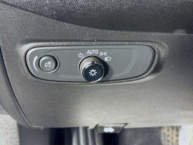 used 2022 Chevrolet Equinox car, priced at $22,996