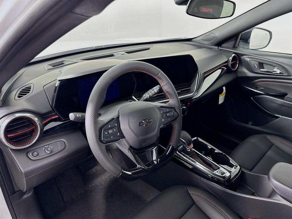 new 2025 Chevrolet Trax car, priced at $27,125