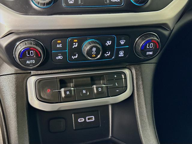 used 2022 GMC Acadia car, priced at $26,998