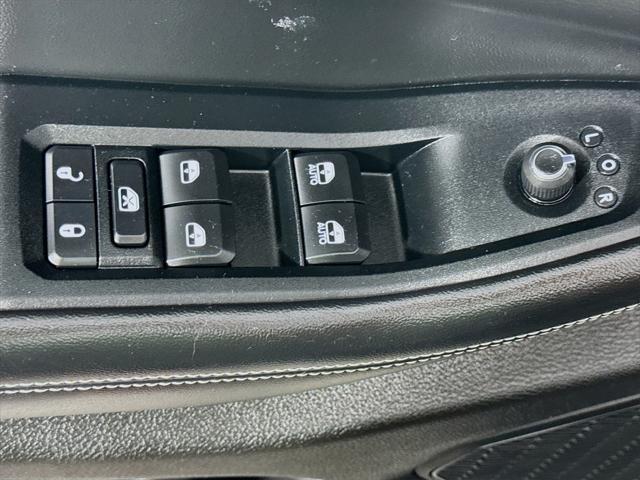used 2023 Jeep Grand Cherokee car, priced at $36,444