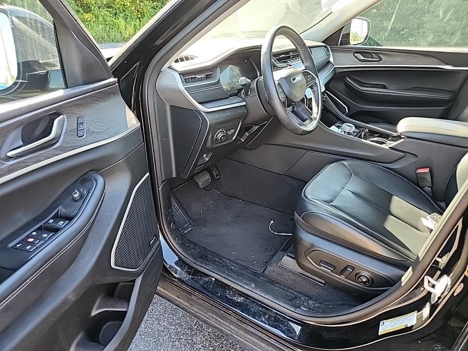 used 2021 Jeep Grand Cherokee L car, priced at $30,868