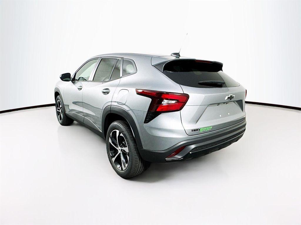 new 2025 Chevrolet Trax car, priced at $24,725