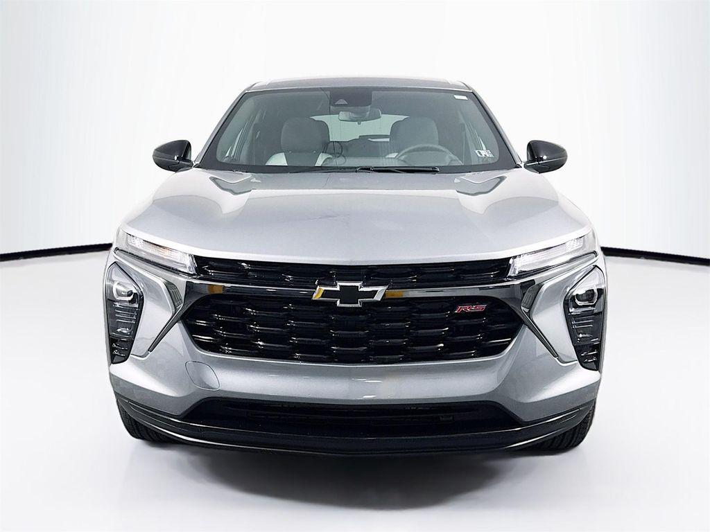 new 2025 Chevrolet Trax car, priced at $24,725