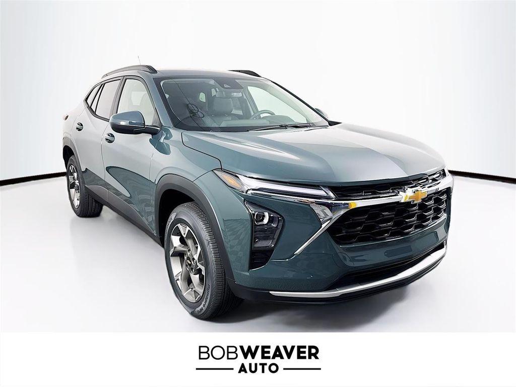 new 2025 Chevrolet Trax car, priced at $25,920