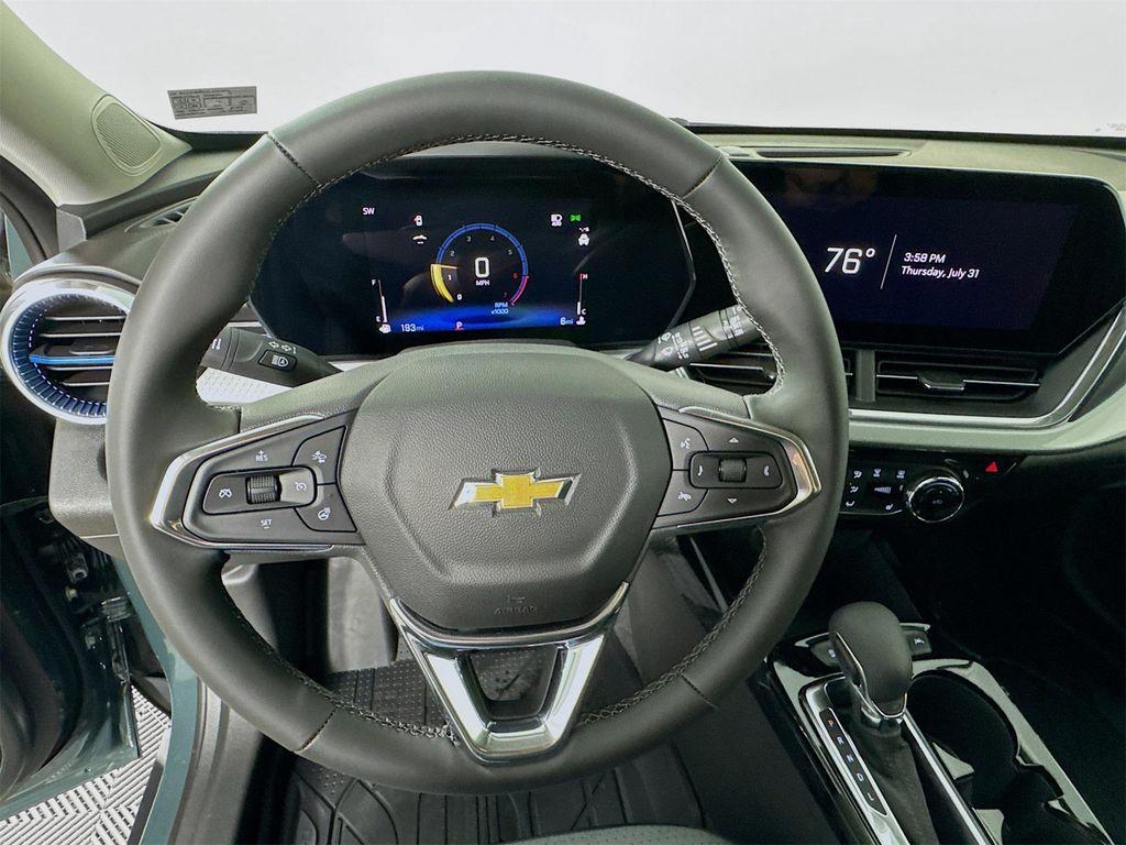 new 2025 Chevrolet Trax car, priced at $25,920