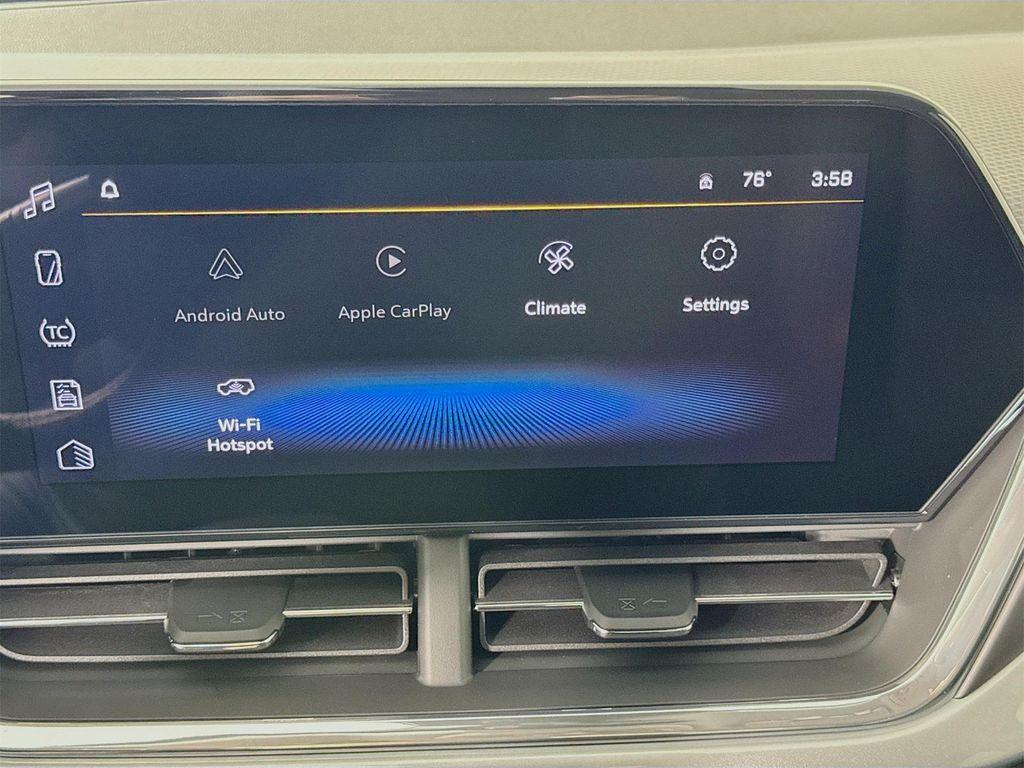 new 2025 Chevrolet Trax car, priced at $25,920