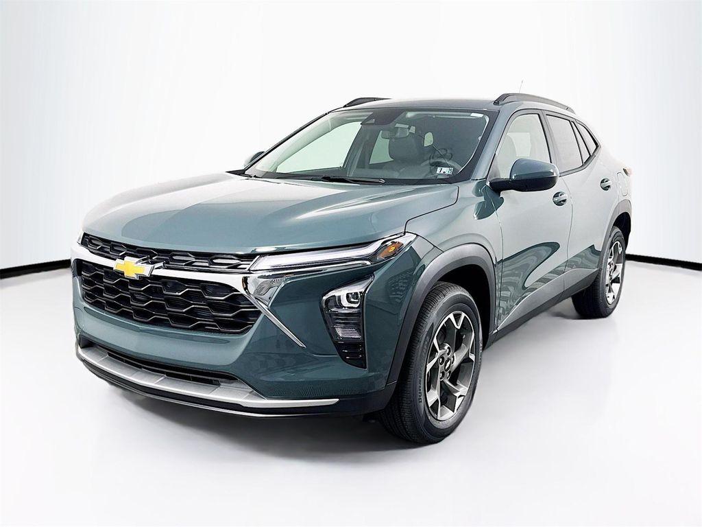new 2025 Chevrolet Trax car, priced at $25,920