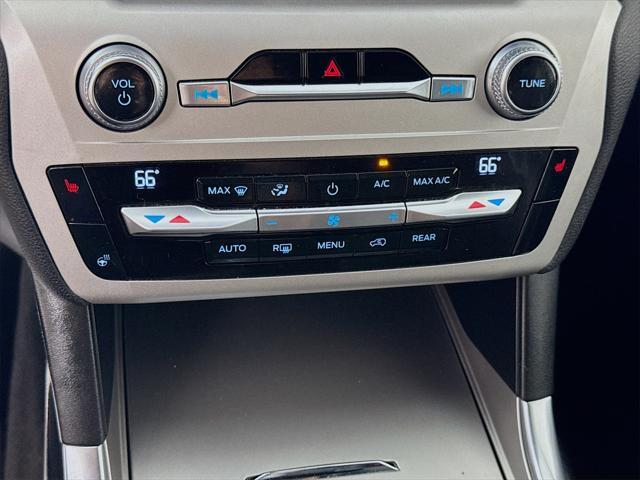 used 2021 Ford Explorer car, priced at $25,227