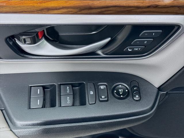 used 2021 Honda CR-V car, priced at $27,652