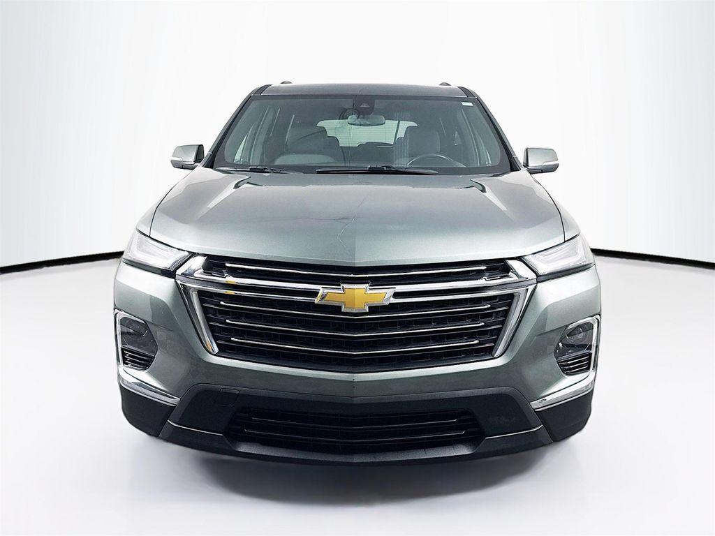 used 2022 Chevrolet Traverse car, priced at $29,460