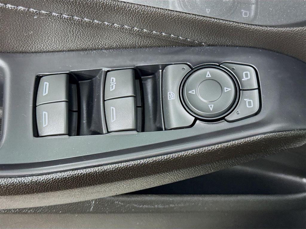 used 2022 Chevrolet Traverse car, priced at $29,460