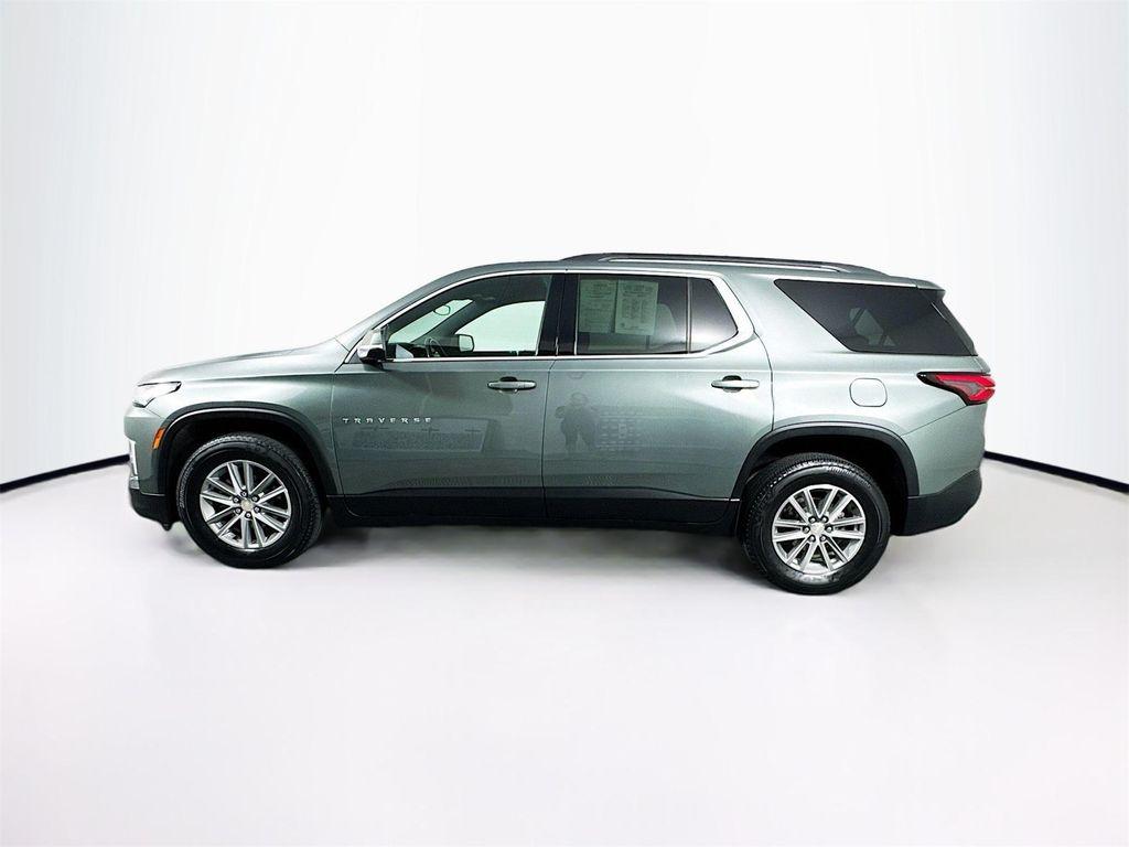 used 2022 Chevrolet Traverse car, priced at $29,460