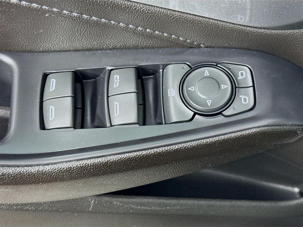 used 2022 Chevrolet Traverse car, priced at $29,460
