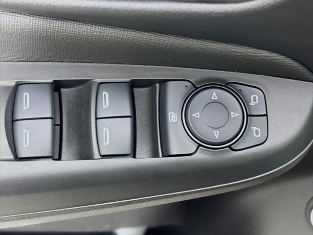 used 2025 Buick Envista car, priced at $34,301