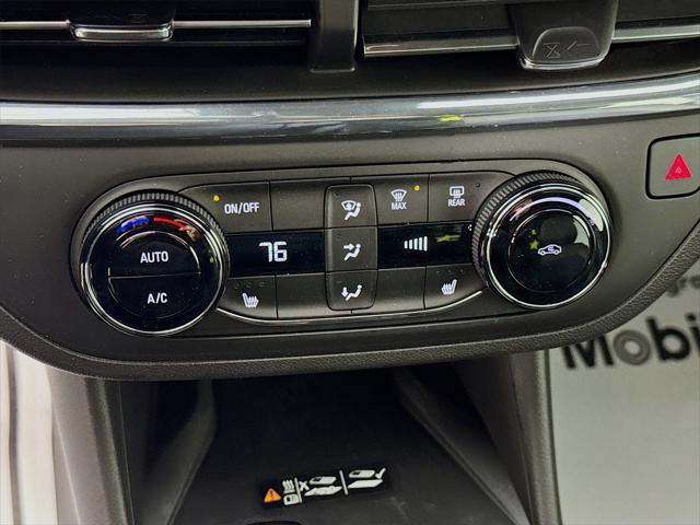 used 2025 Buick Envista car, priced at $34,301